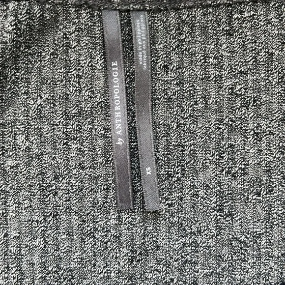 Anthropologie Gray Long Sleeve Lace Detail - Picture 4 of 5